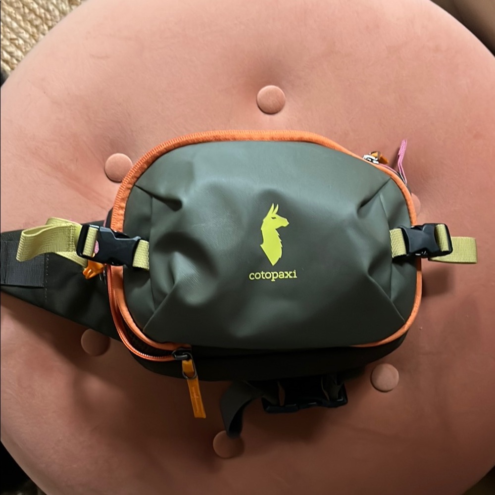 Cotopaxi Green and Orange Alpa 3L Fanny Pack